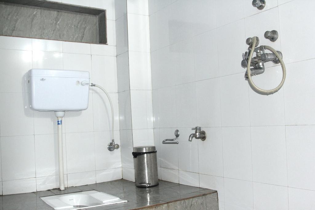 Lotus Paying Guesthouse Varanasi Ruang foto